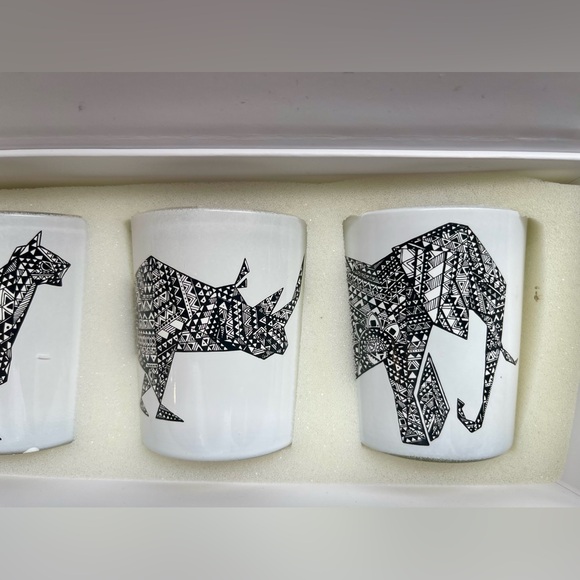 Hugo Boss Meissen Candle set - Picture 3 of 5